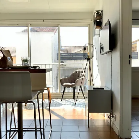 Apartment Le Saint-pierre Duplex A 100 M De La Le Grau-du-Roi