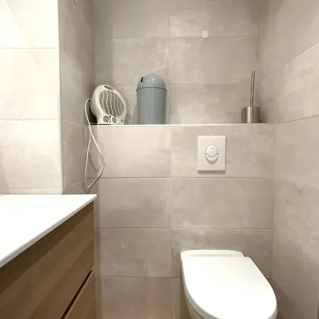 Le Saint-pierre Duplex A 100 M De La